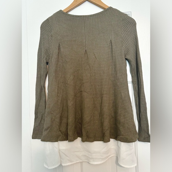 NWT Altar'd State Olive Long Sleeve Layered Waffle Top - Picture 2 of 4